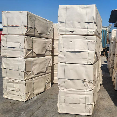 Unbleached bagasse pulp